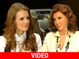 Η Μιμή Ντενίση μιλάει στην Κιμ Κίλιαν