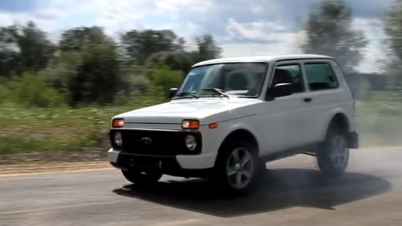 Φρενάρισμα από τα 100χλμ./ώρα χωρίς ABS, χωρίς καμία ηλεκτρική υποβοήθηση (Βίντεο)