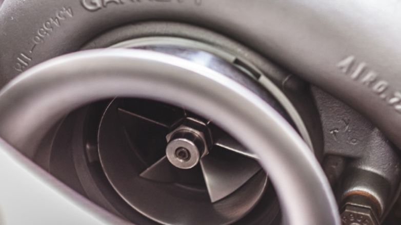 Πήρες turbo αυτοκίνητο; Αυτά είναι τα πέντε SOS για να μην το πάρεις… στα χέρια