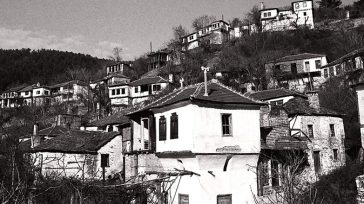 Καβάλα: Οι αναμνήσεις μιας αρχαιολογικής παρέας από τη Θάσο του 1976 σε ένα βιβλίο