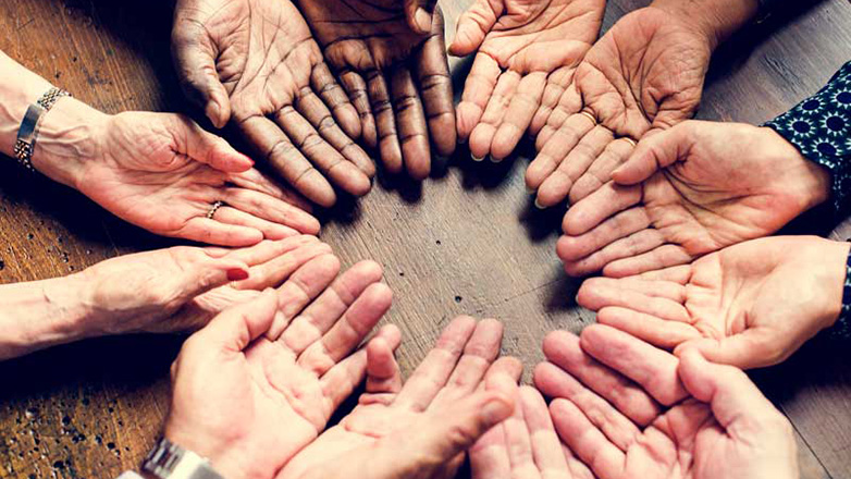 Τα διεμφυλικά άτομα δεν λαμβάνουν την επιθυμητή υποστήριξη από τους επαγγελματίες υγείας