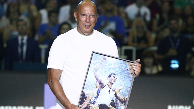 Νίκος Γκάλης: «Η δική μου καριέρα να αποτελέσει έμπνευση για τα νέα παιδιά»