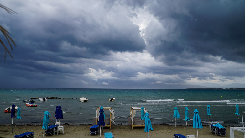 Απεγκλωβισμός τουριστών εξαιτίας της κακοκαιρίας στην Κέρκυρα