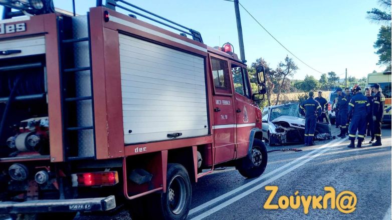 Τροχαίο με εγκλωβισμό στη Λ. Μαραθώνος