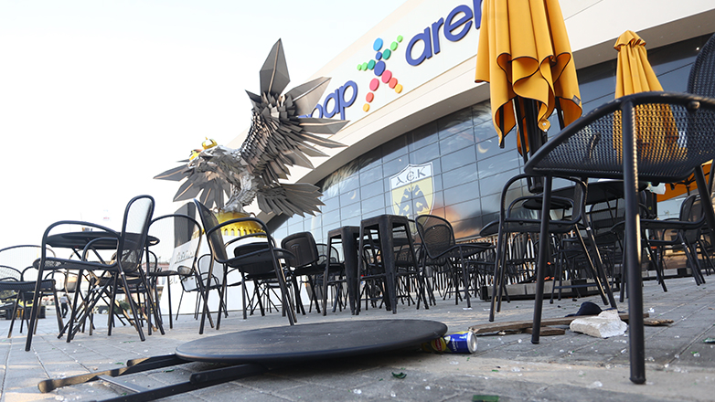 Αυτόπτης μάρτυρας: «Βραδιά τρομοκρατίας στη Νέα Φιλαδέλφεια – Έκοψαν το αυτί του φίλου μου»