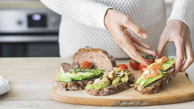 Πόσους υδατάνθρακες, λιπαρά και φυτικές ίνες πρέπει να τρώμε