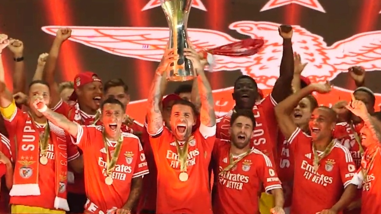 Πορτογαλία – Super Cup: Η Μπενφίκα του Βλαχοδήμου «σήκωσε» την πρώτη «κούπα» της σεζόν, 2-0 την Πόρτο