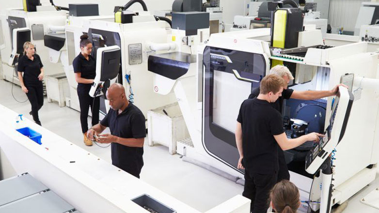 Το μήνυμα της Ευρώπης στους εργαζόμενους: Επανεκπαιδευτείτε ή μένετε πίσω