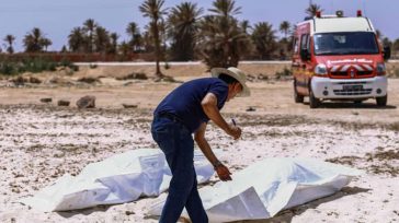 Βρέθηκαν 27 πτώματα μεταναστών στα σύνορα Τυνησίας-Λιβύης