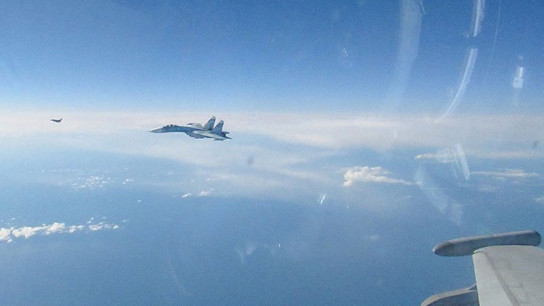 Ρωσία: Συντριβή ρωσικού μαχητικού Su-30 σε εκπαιδευτική πτήση στο Καλίνινγκραντ – Νεκροί οι δύο πιλότοι