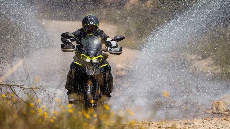 BENELLI TRK 702 / 702 X 7 λόγοι υπεροχής, 2 διαφορετικές εκδόσεις, 1 προσφορά που δεν πρέπει να χάσεις!