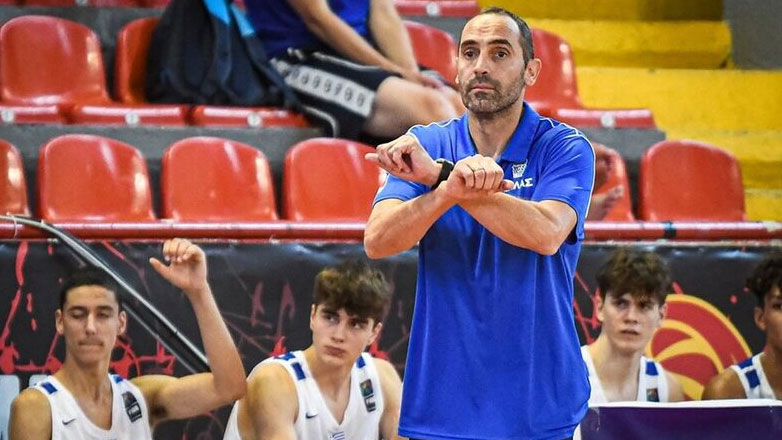 Καλαμπόκης: «Υπερήφανοι για αυτά τα παιδιά»