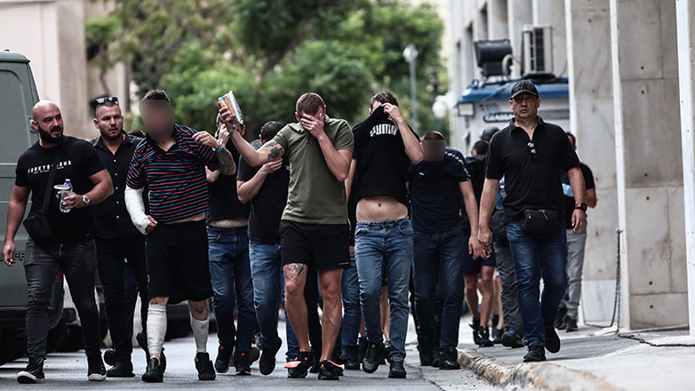 Νέα Φιλαδέλφεια: Προφυλακιστέοι οι 105 κατηγορούμενοι – Άρχισε η μεταγωγή τους σε 16 φυλακές