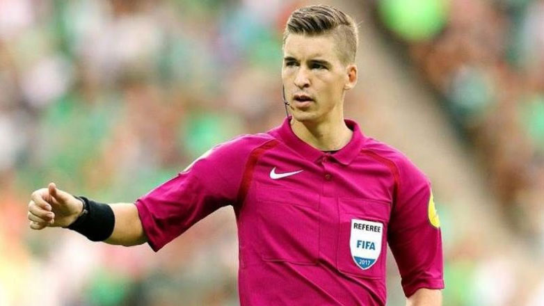 UEFA Super Cup: Ο Λετεσιέ σφυρίζει στον αγώνα Μάντσεστερ Σίτι-Σεβίλλη