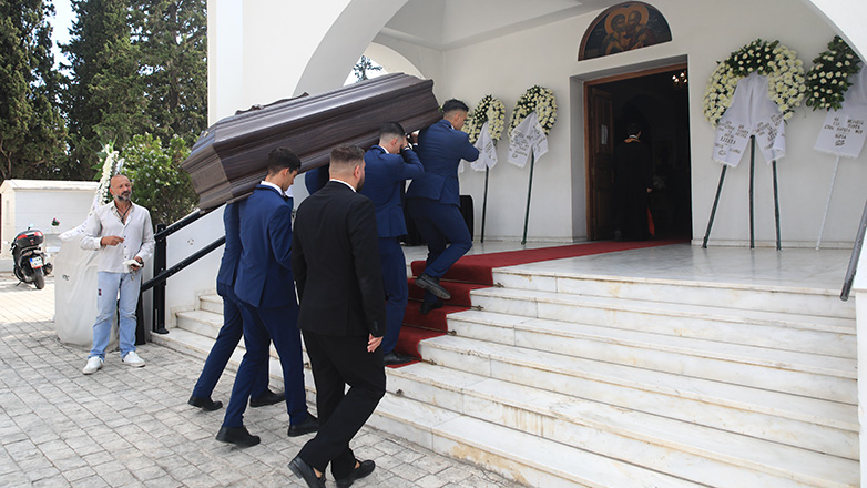 Το τελευταίο «αντίο» στην τραγουδίστρια Λιζέτα Νικολάου