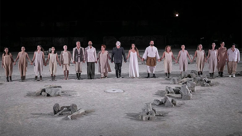 Η Επίδαυρος αγκάλιασε την «Εκάβη»: Συγκλόνισε με την ερμηνεία της η Ελένη Κοκκίδου