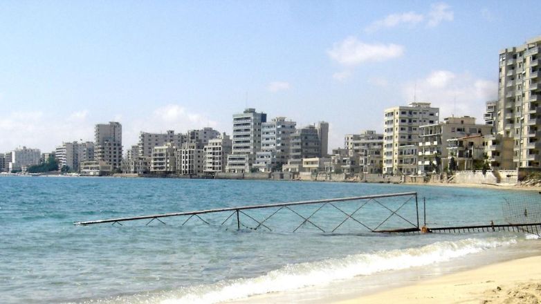 Μαρίνα για σκάφη κατασκευάζουν οι Τούρκοι στα Βαρώσια – Διαβήματα από τη Λευκωσία