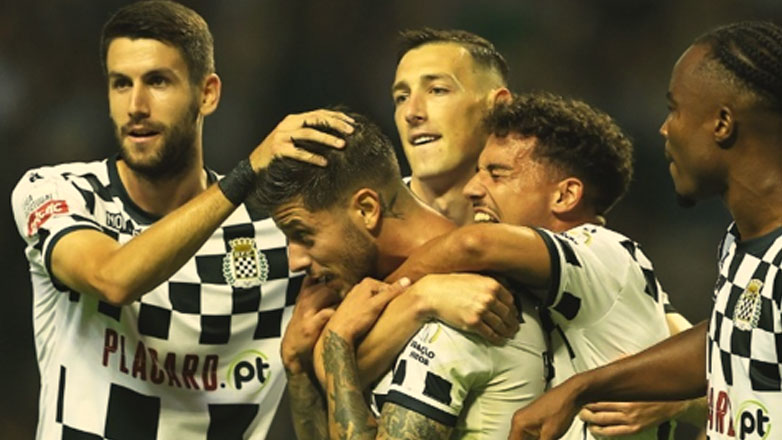 Ξεκίνημα με γκέλα για την Μπενφίκα, έχασε 3-2 από την Μποαβίστα