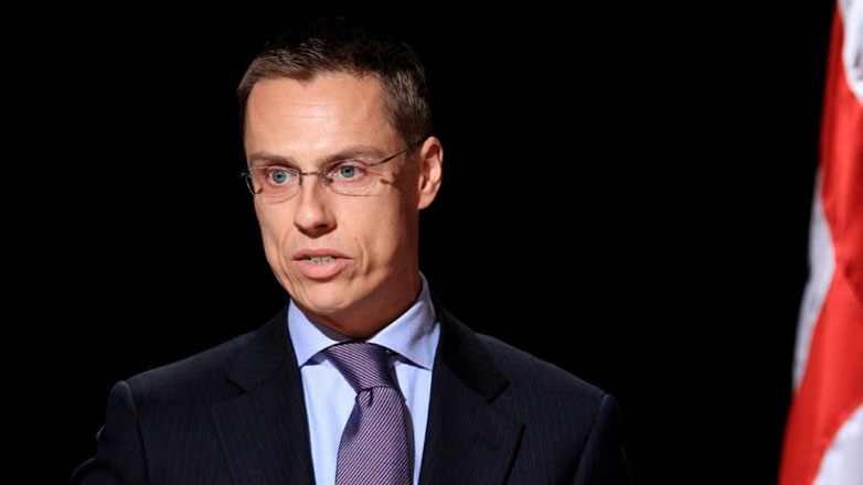 O Φινλανδός πρώην πρωθυπουργός Αλεξ. Στουμπ ανακοίνωσε την υποψηφιότητά του στις προεδρικές εκλογές