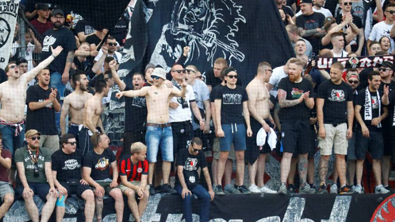 Η αντιμετώπιση των χούλιγκαν στη Γερμανία