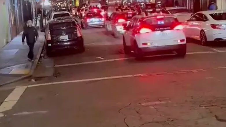 Το μποτιλιάρισμα των «ζόμπι» αυτοκινήτων