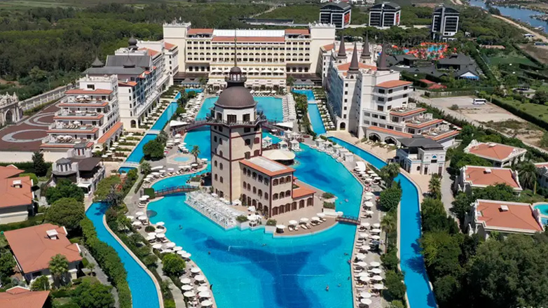 «Ο πληθωρισμός βυθίζει τον τουρκικό τουρισμό»