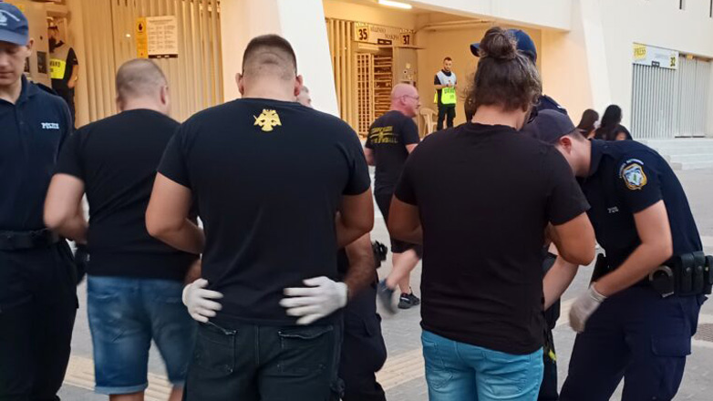 Νέα Φιλαδέλφεια – Έλεγχοι ΕΛ.ΑΣ.: Συνελήφθη 17χρονος με αιχμηρό αντικείμενο