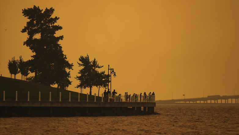 Καναδάς: Χιλιάδες κόσμος απομακρύνεται για να γλιτώσει από τις πυρκαγιές στα βόρεια και δυτικά της χώρας