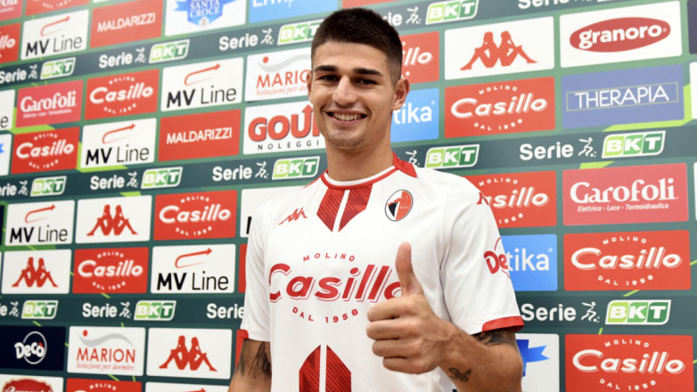 Στη Μπάρι ο Ηλίας Κουτσουπιάς