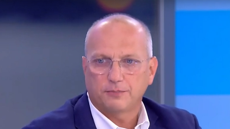 Οικονόμου: «Από τα μέσα Σεπτεμβρίου οι νέες ταυτότητες – Δεν έχουν τίποτα το αντιχριστιανικό»