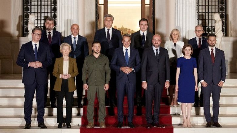 Διακήρυξη Αθηνών: Την στήριξη στην Ουκρανία και την επιτάχυνση της ευρωπαϊκής της πορείας εξέφρασαν οι 11 ηγέτες 