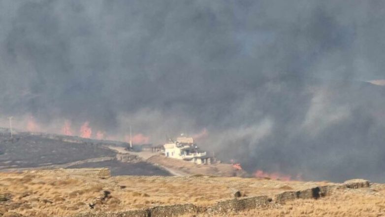 Φωτιά στην Κύθνο – Απεγκλωβίστηκαν 20 άτομα