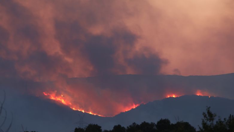 Φωτιά στην Καβάλα: Νέο μήνυμα 112 για εκκένωση στο χωριό Άγιος Κοσμάς