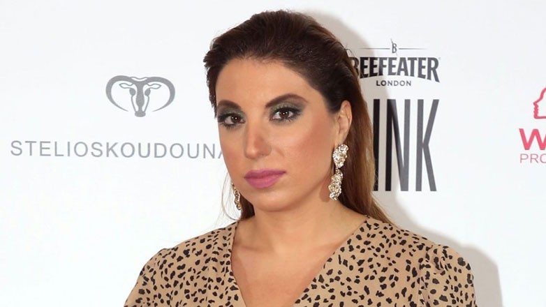 Μελίνα Μακρή: Η φωτιά έφτασε κοντά στο σπίτι της στην Εύβοια