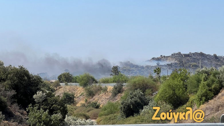 Αναζωπύρωση στον Ασπρόπυργο – Μήνυμα του 112 για εκκένωση του Σοφού