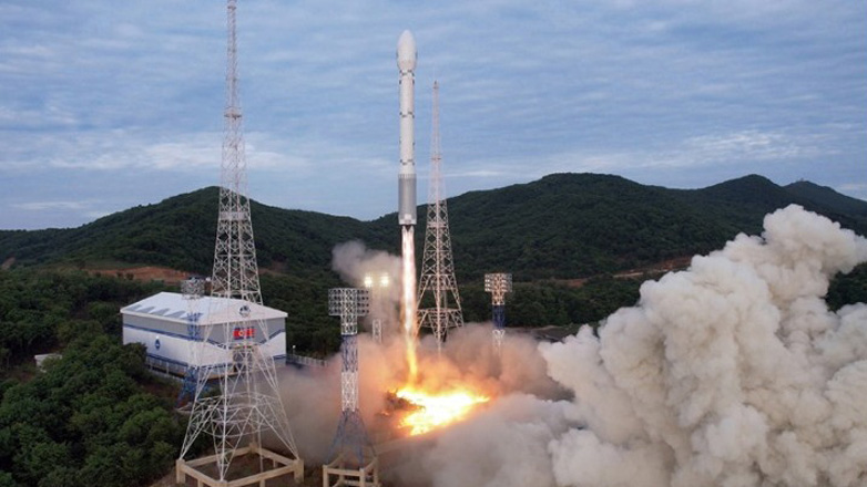 Η Βόρεια Κορέα ανακοινώνει νέα αποτυχημένη προσπάθεια εκτόξευσης στρατιωτικού δορυφόρου Η Βόρεια Κορέα ανακοινώνει νέα αποτυχημένη προσπάθεια εκτόξευσης στρατιωτικού δορυφόρου