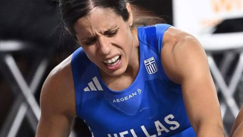 Η Κατερίνα Στεφανίδη μας δείχνει το πόδι της μετά τον τραυματισμό