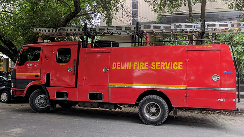 Ινδία: Εννέα νεκροί σε πυρκαγιά σε σταθμευμένο βαγόνι τρένου