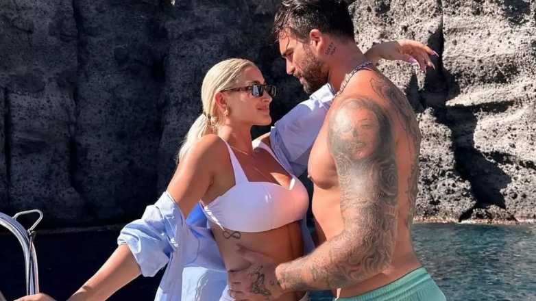 Ιωάννα Τούνη: Aγκαλιά με τον Δημήτρη Αλεξάνδρου και τον γιο τους την τελευταία ημέρα των διακοπών τους