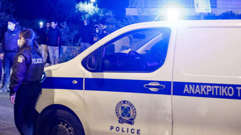 Σοβαρό τροχαίο στη Βούλα – Ένας νεκρός και μία τραυματίας