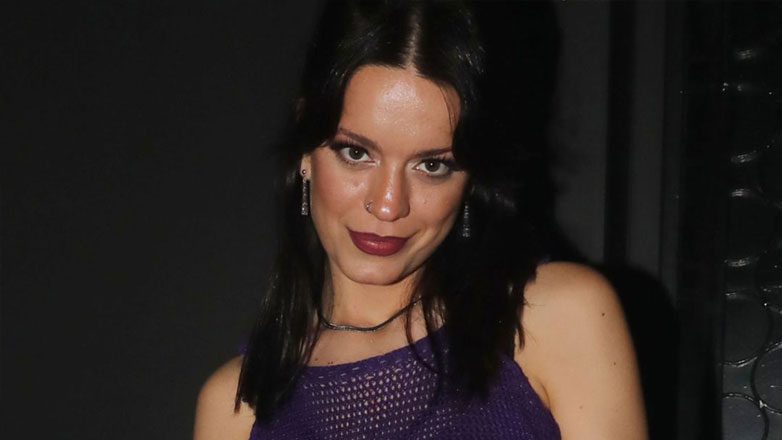 H Τραϊάνα Ανανία αποκαλύπτει: «O 89χρονος ιδιοκτήτης του δωματίου ήρθε και έπαιρνε μάτι από το παράθυρο»