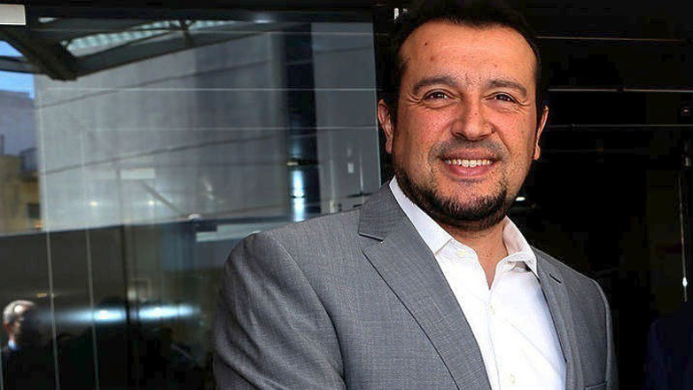 Δημόσια συζήτηση των υποψηφίων προέδρων του ΣΥΡΙΖΑ-ΠΣ ενώπιον του λαού, προτείνει ο Νίκος Παππάς