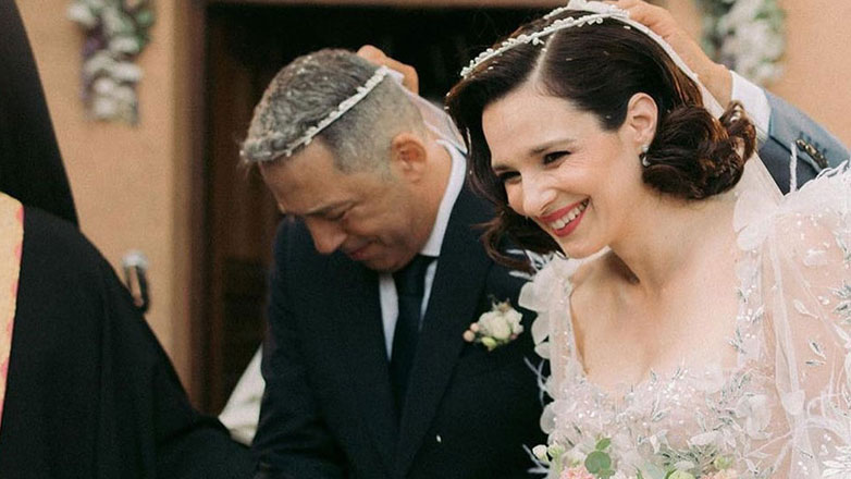 Ευγενία Δημητροπούλου: Οι επίσημες φωτογραφίες από τον γάμο της με τον νευροχειρουργό, Στέλιο Βλατάκη