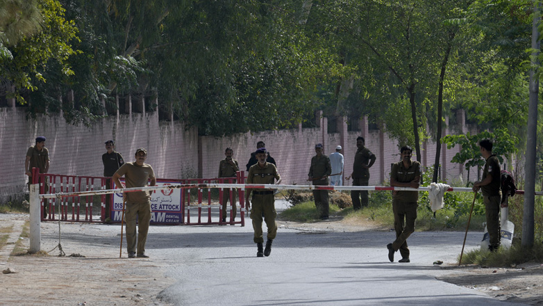 Νεκροί εννέα στρατιώτες σε επίθεση αυτοκτονίας στο Πακιστάν