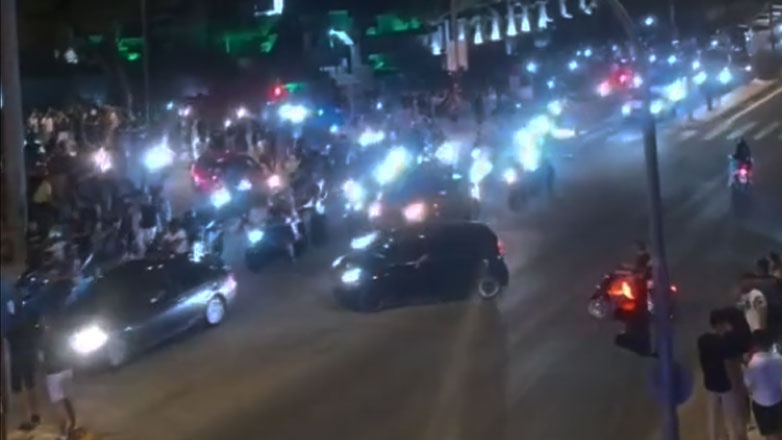 Χάος χθες στο Ribas με τεράστιο πλήθος να παρακολουθεί παράνομες κόντρες