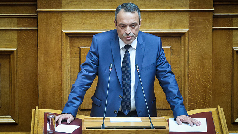 Στίγκας για Προϋπολογισμό: «Η Ελλάδα έχει γίνει νεκροταφείο για χιλιάδες επιχειρήσεις»