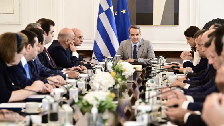 Συνεδρίαση του Υπουργικού Συμβουλίου με το βλέμμα στη ΔΕΘ