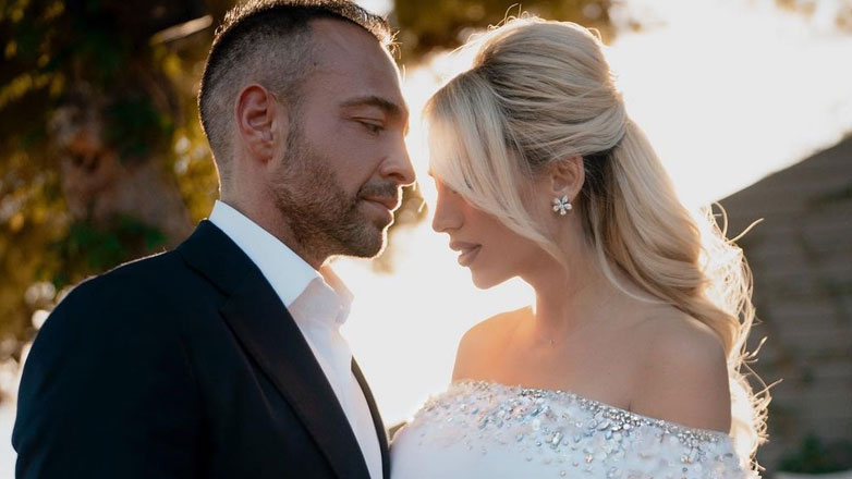 Κωνσταντίνα Σπυροπούλου-Βασίλης Σταθοκωστόπουλος: Σήμερα η βάφτιση του γιου τους στα νότια προάστια