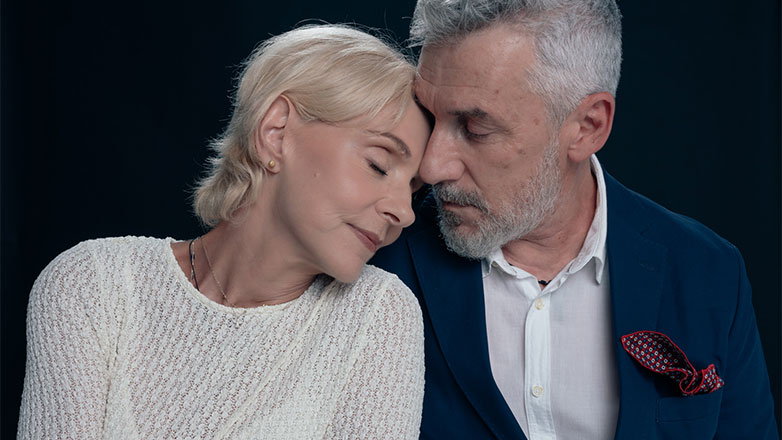 Ναταλία Τσαλίκη και Άρης Λεμπεσόπουλος στα «Μικρά Συζυγικά Εγκλήματα» Ναταλία Τσαλίκη και Άρης Λεμπεσόπουλος στα «Μικρά Συζυγικά Εγκλήματα»