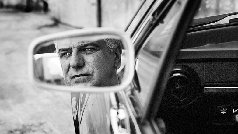 «Ο Θάνατος του Εμποράκου» με τον Βλαδίμηρο Κυριακίδη, σε σκηνοθεσία Γιώργου Νανούρη στο θέατρο Ζίνα